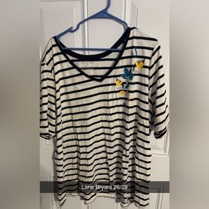 Plus size shirt. Size 26/28